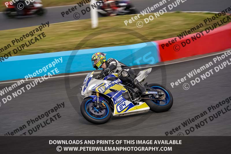 enduro digital images;event digital images;eventdigitalimages;mallory park;mallory park photographs;mallory park trackday;mallory park trackday photographs;no limits trackdays;peter wileman photography;racing digital images;trackday digital images;trackday photos